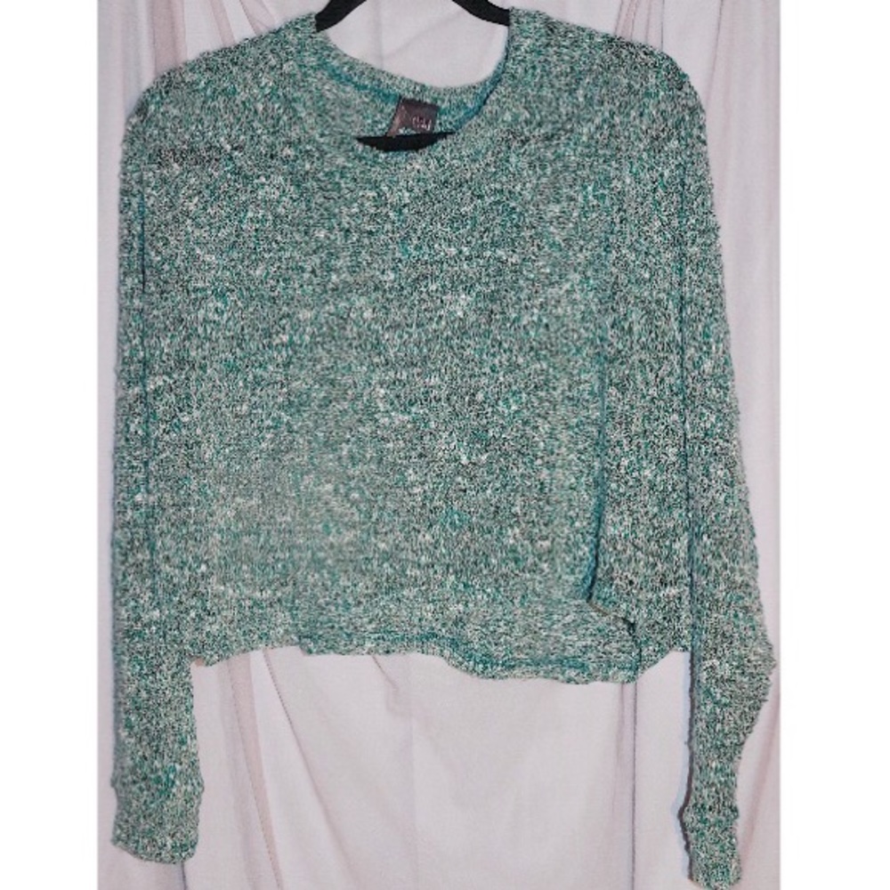 Medium knit sweatshirt